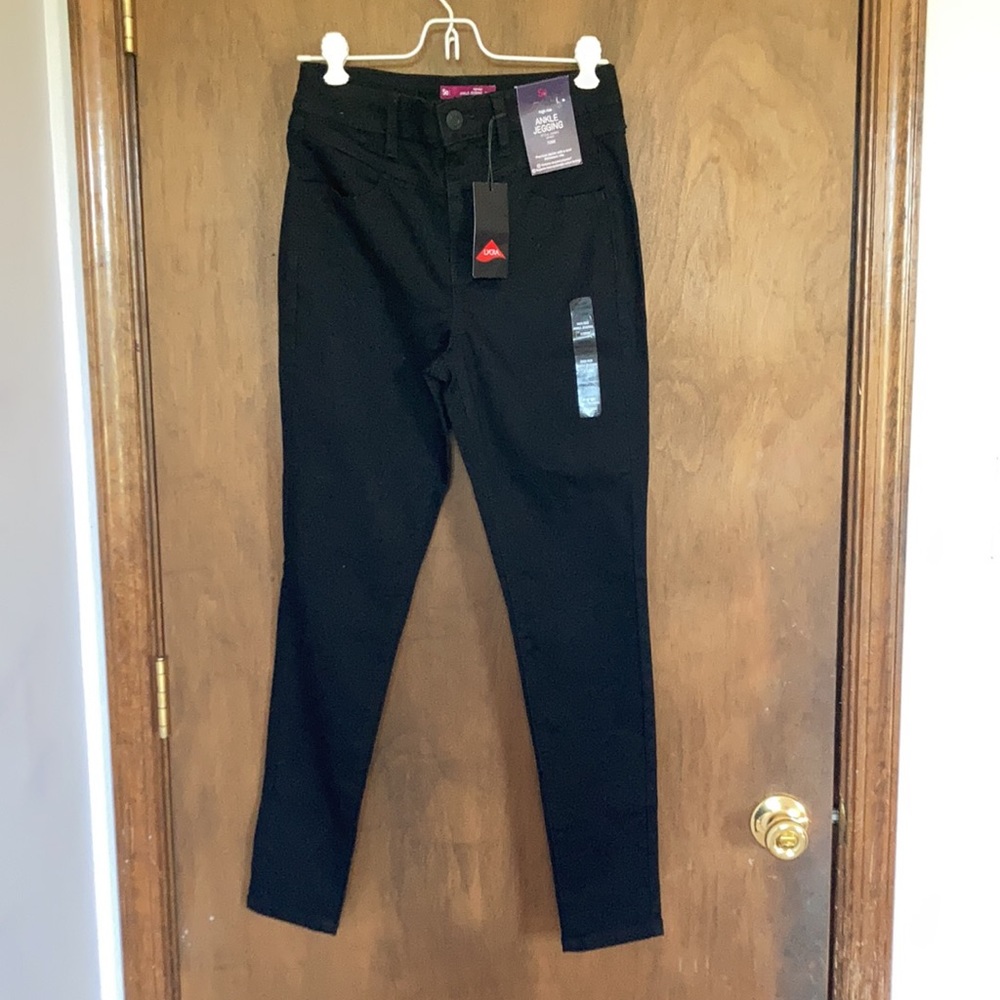 SO high rise ankle jegging black with stretch size 7 / 28